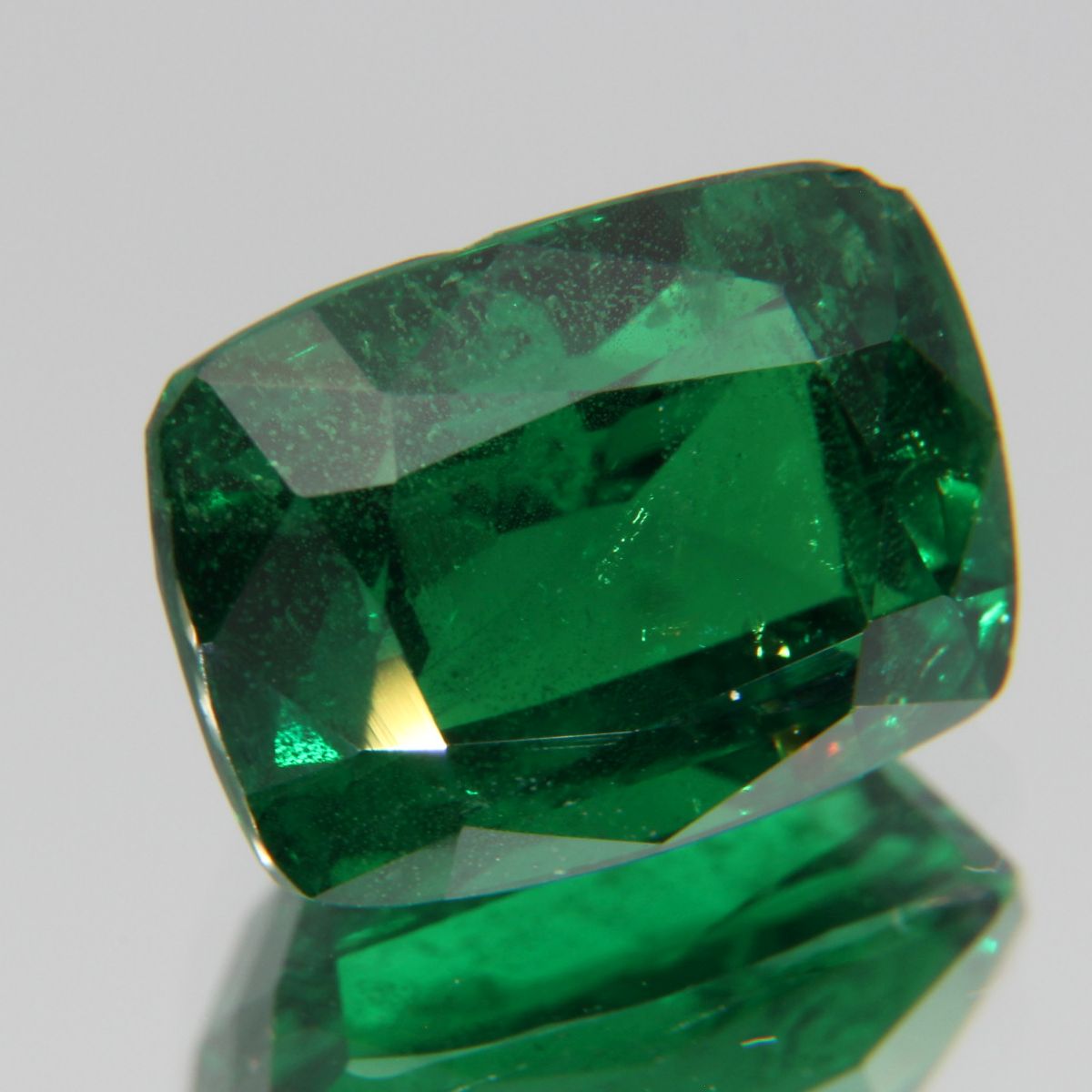 Tsavolite 5.18 ct