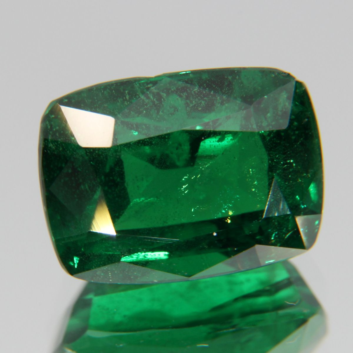 Tsavolite 5.18 ct