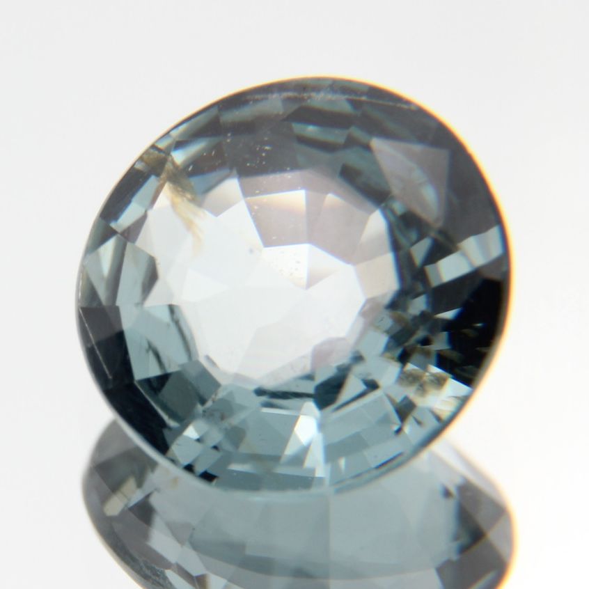 blauer Spinell 1.31ct 