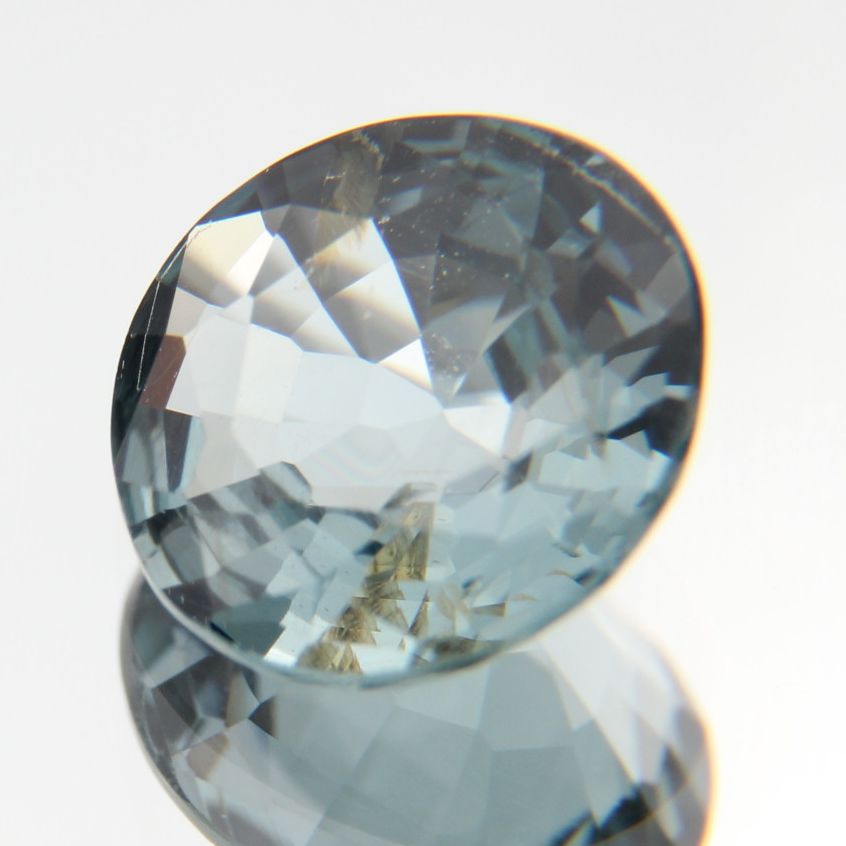 blauer Spinell 1.31ct 