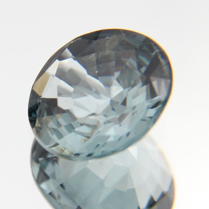 blauer Spinell 1.31ct 