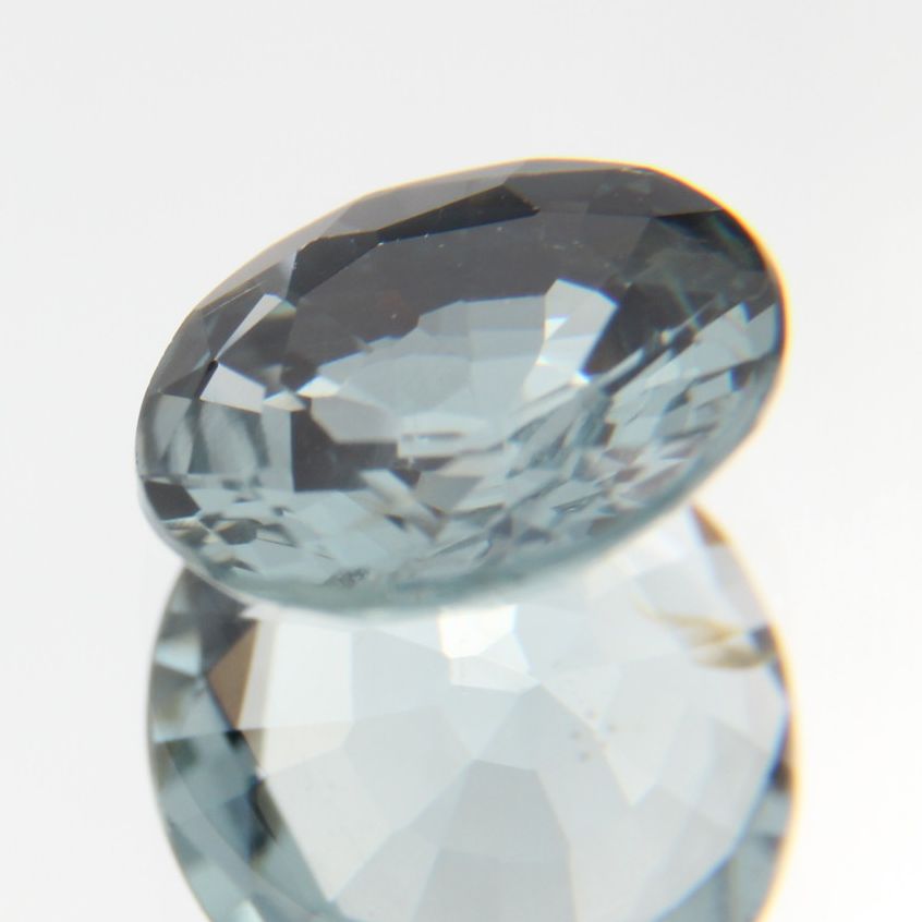 blauer Spinell 1.31ct 