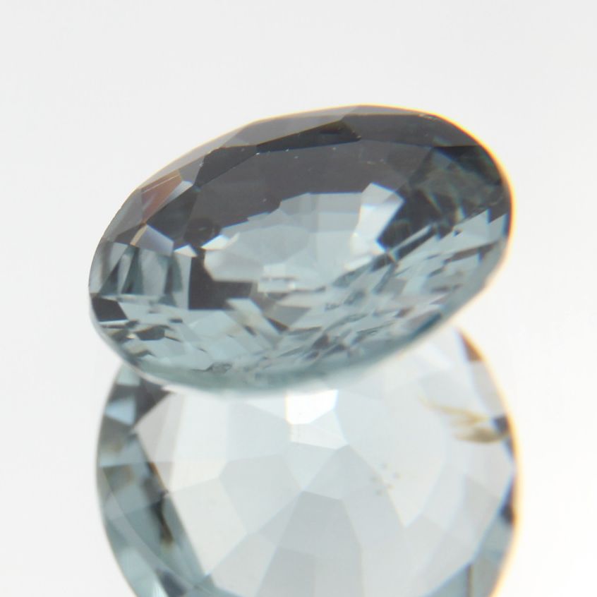 blauer Spinell 1.31ct 