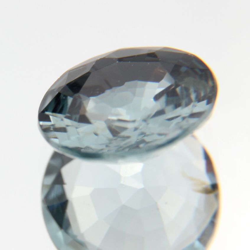 blauer Spinell 1.31ct 