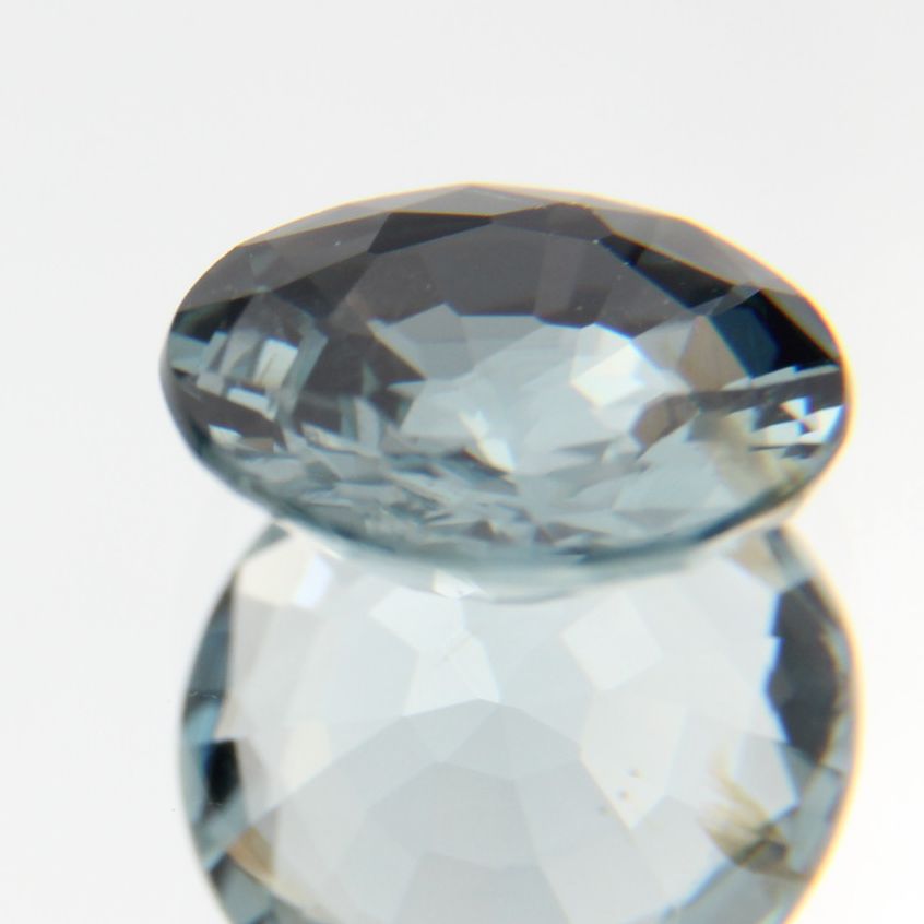 blauer Spinell 1.31ct 