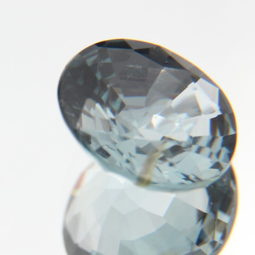 blauer Spinell 1.31ct 