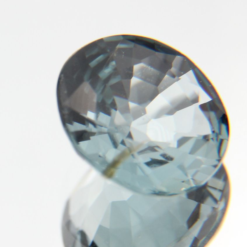 blauer Spinell 1.31ct 