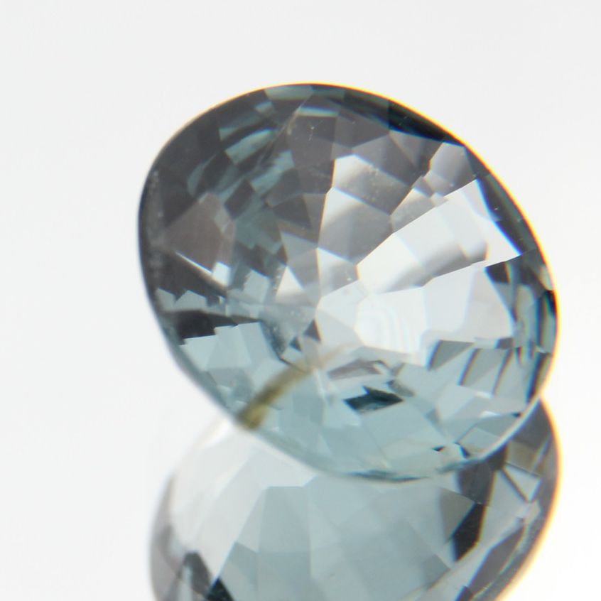 blauer Spinell 1.31ct 