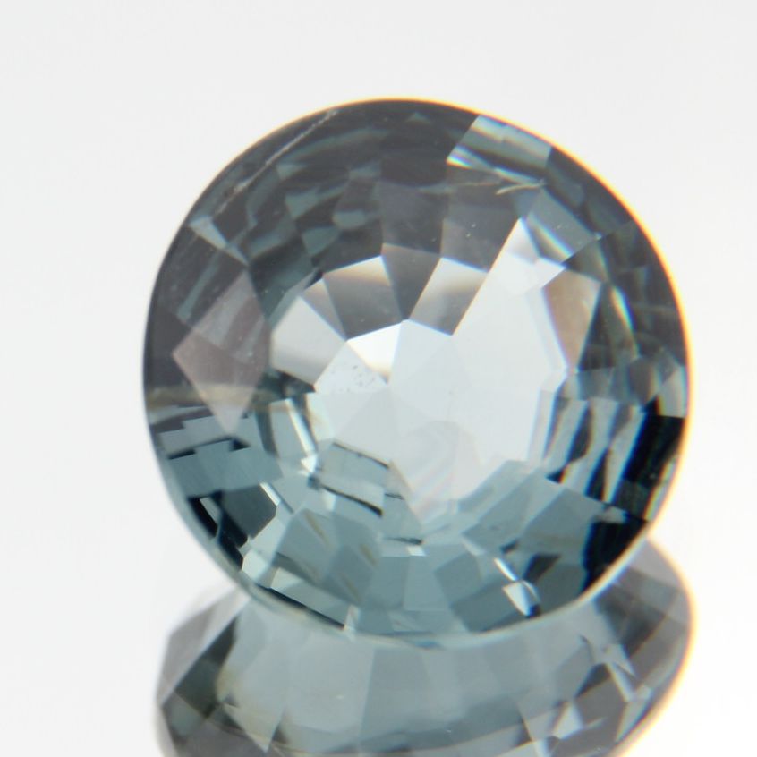 blauer Spinell 1.31ct 