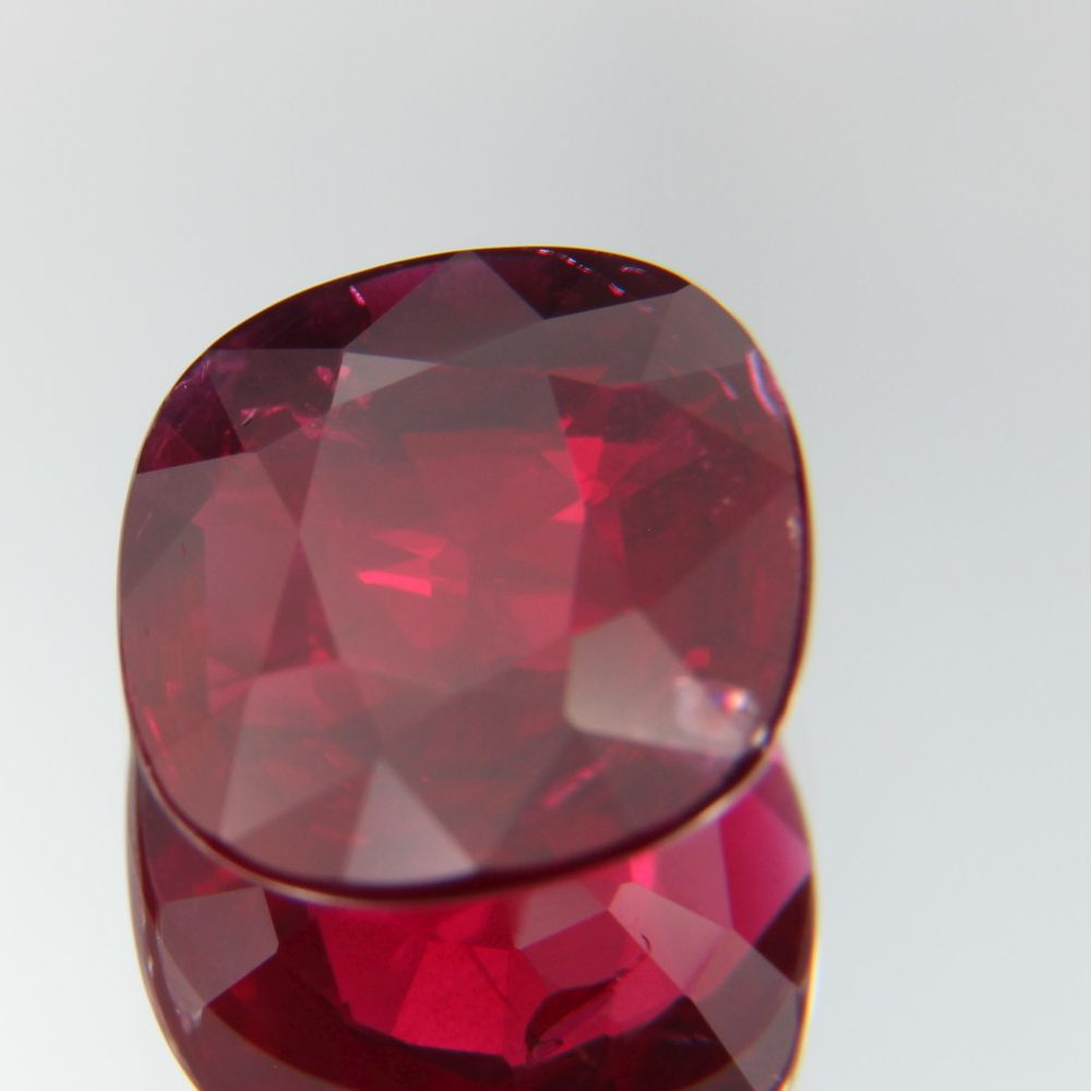Rubin 2.00 ct