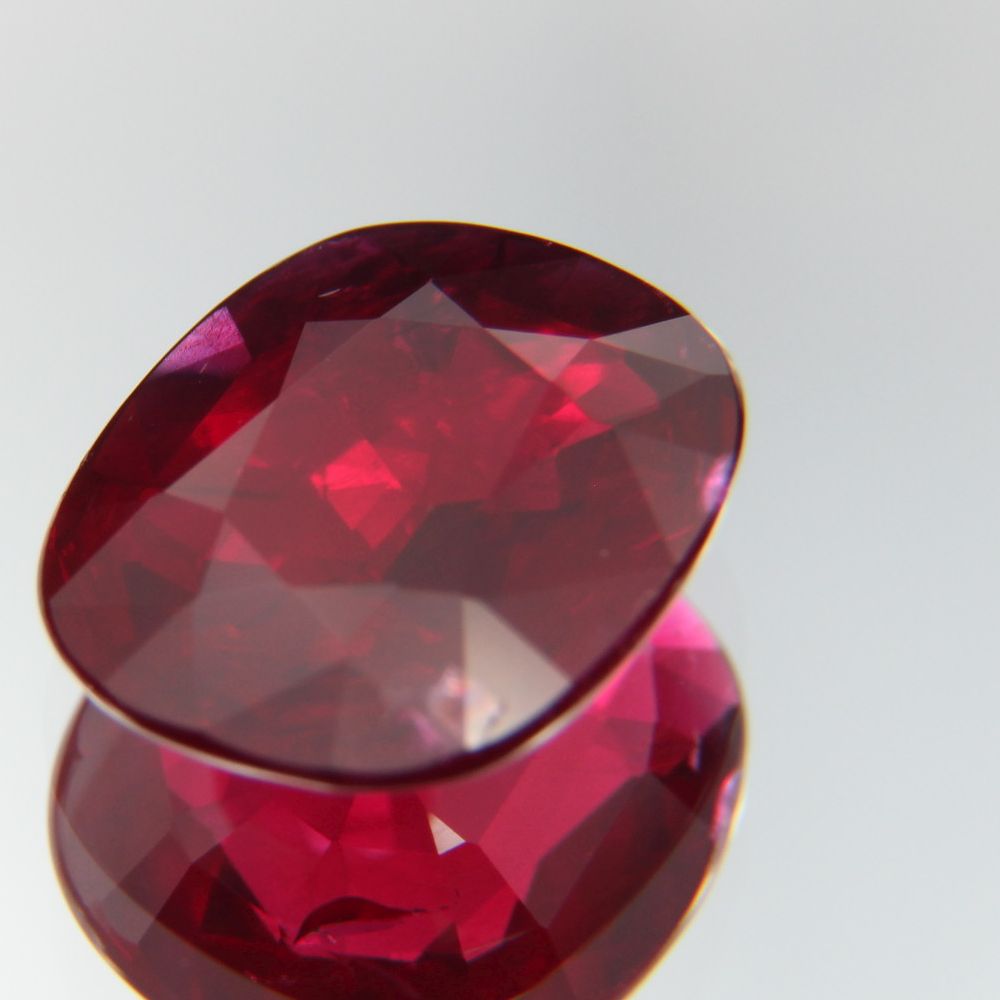 Rubin 2.00 ct
