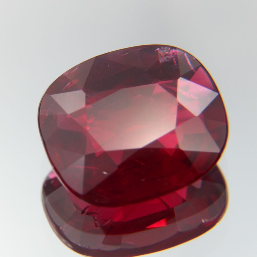 Rubin 2.00 ct