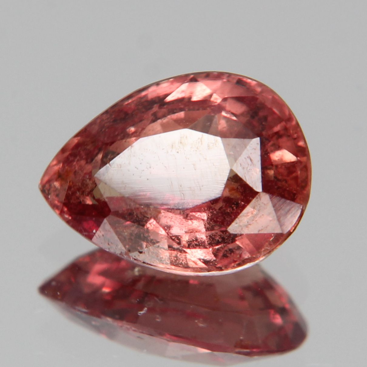 Padparadscha Saphir 1.27ct