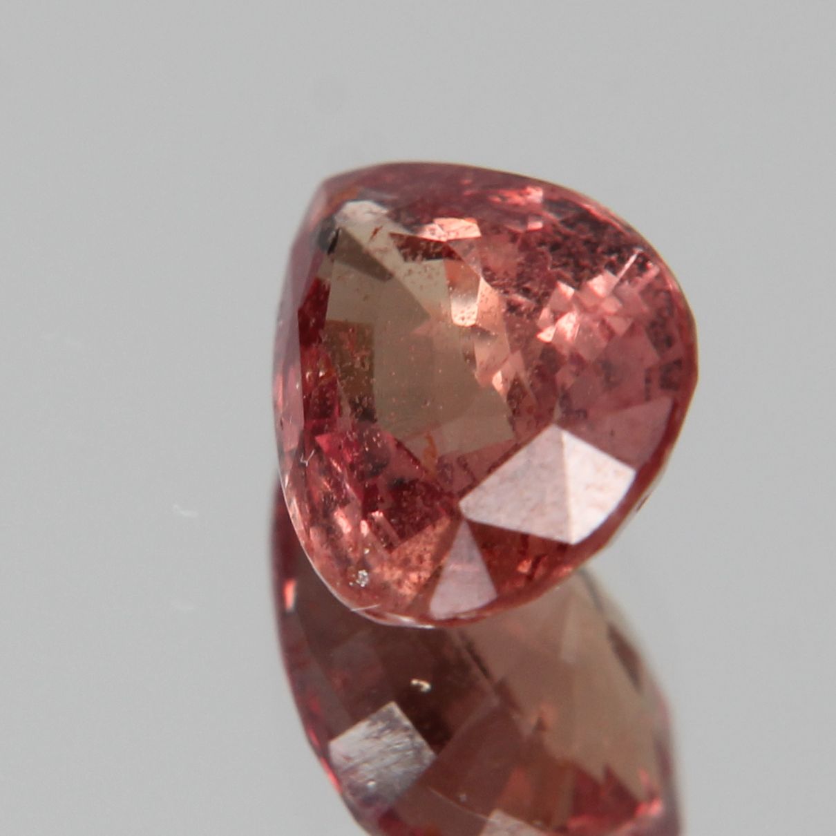Padparadscha Saphir 1.27ct