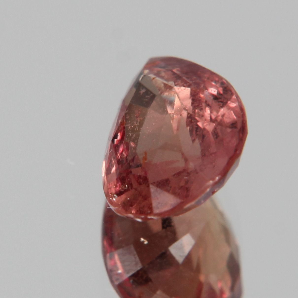 Padparadscha Saphir 1.27ct