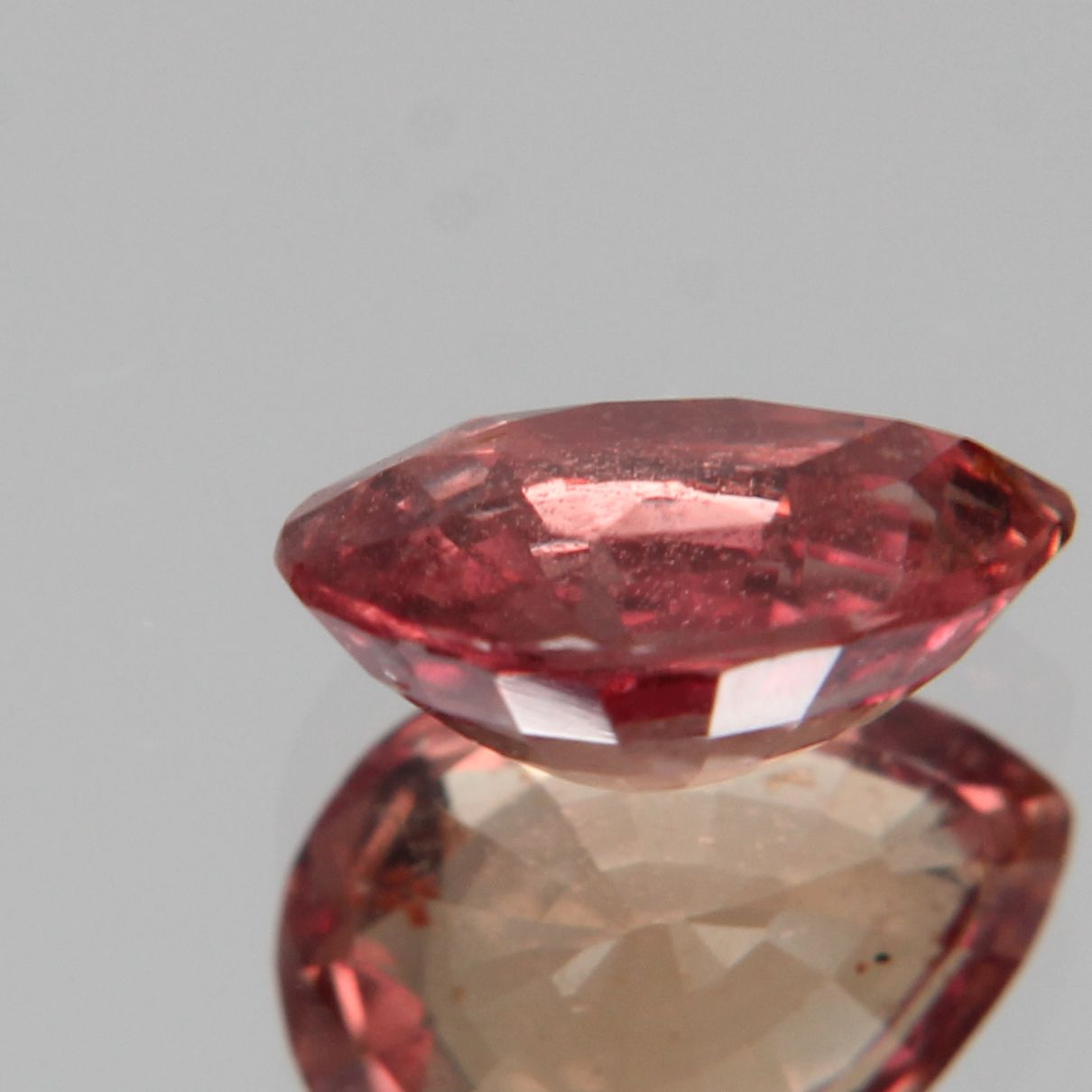 Padparadscha Saphir 1.27ct