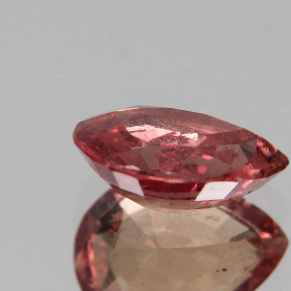 Padparadscha Saphir 1.27ct