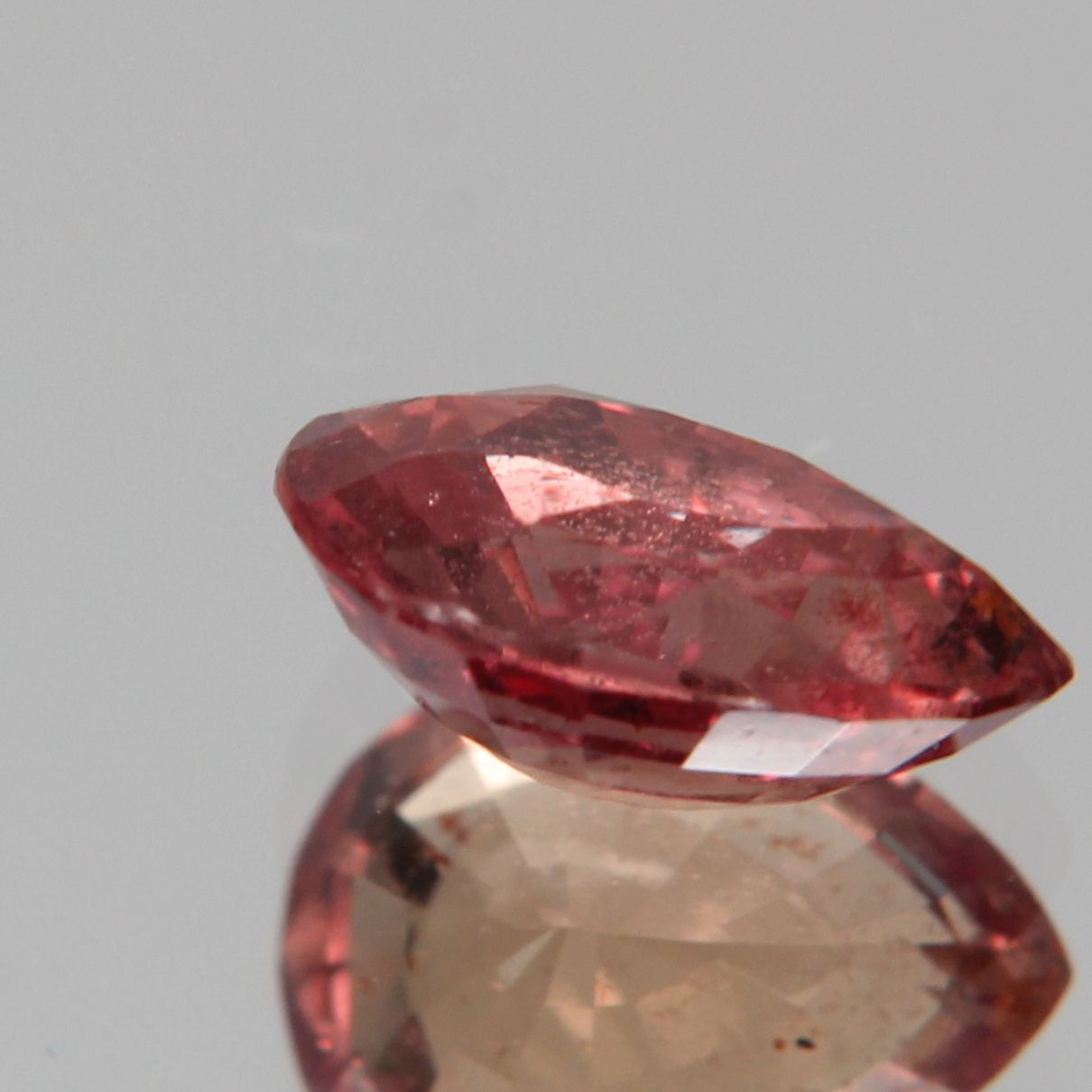 Padparadscha Saphir 1.27ct