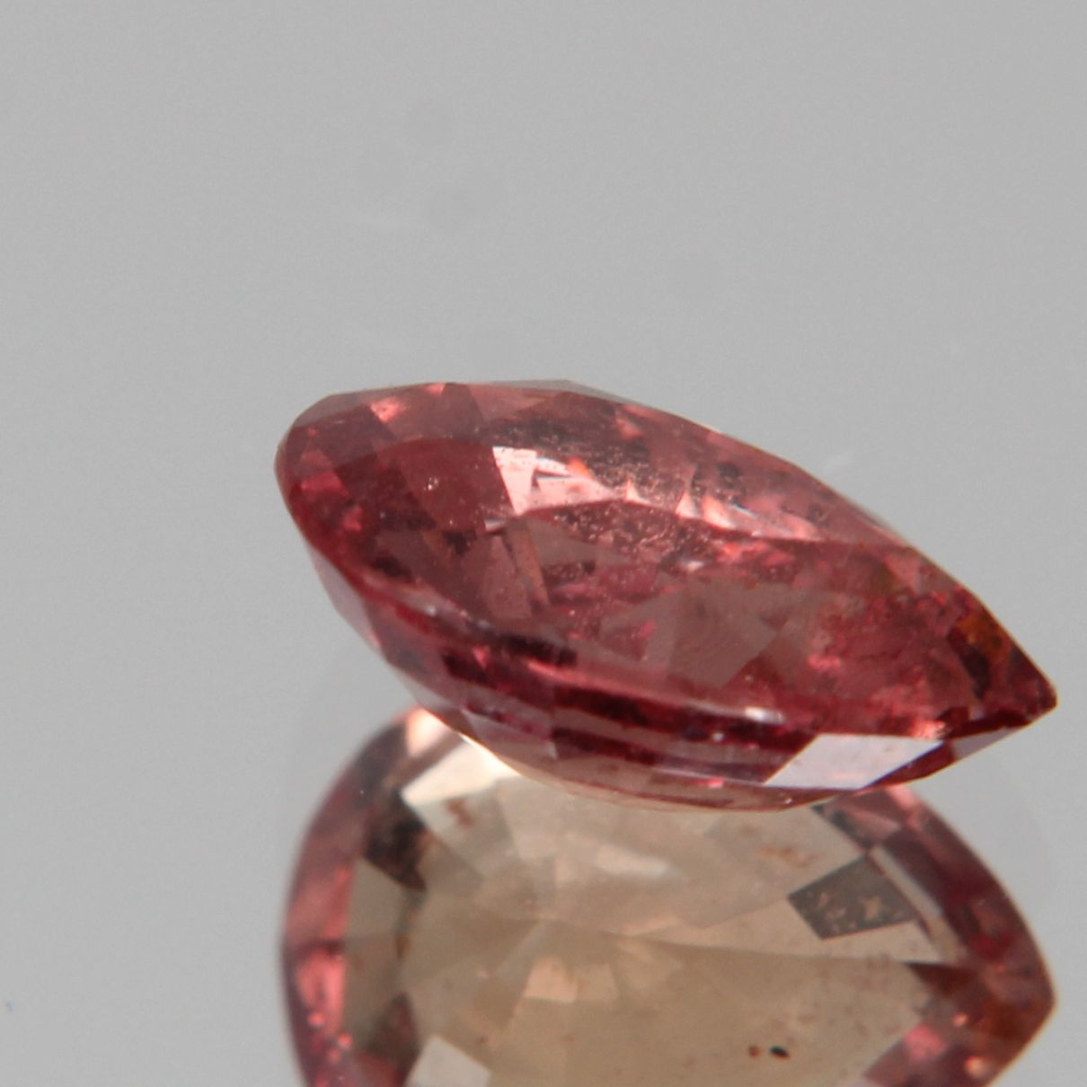 Padparadscha Saphir 1.27ct