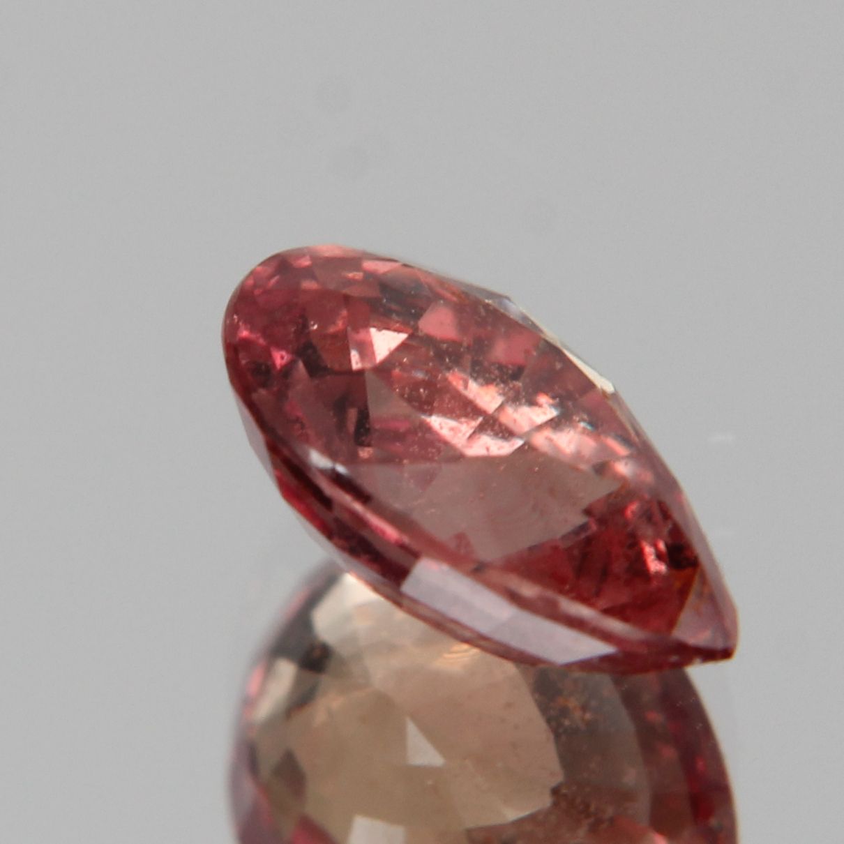 Padparadscha Saphir 1.27ct