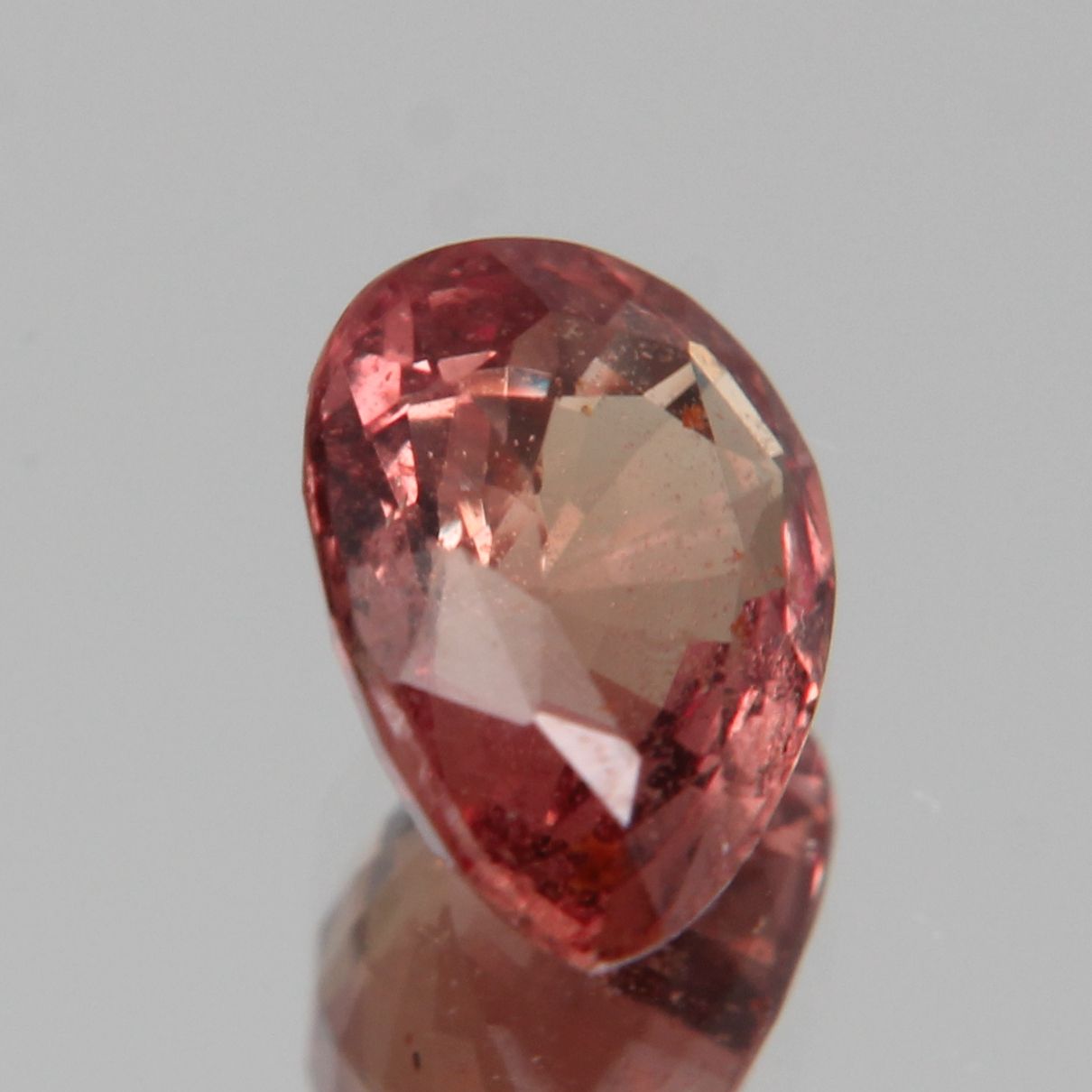 Padparadscha Saphir 1.27ct