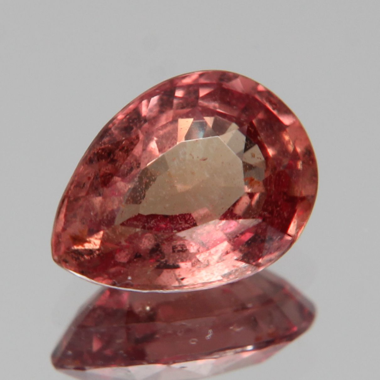 Padparadscha Saphir 1.27ct