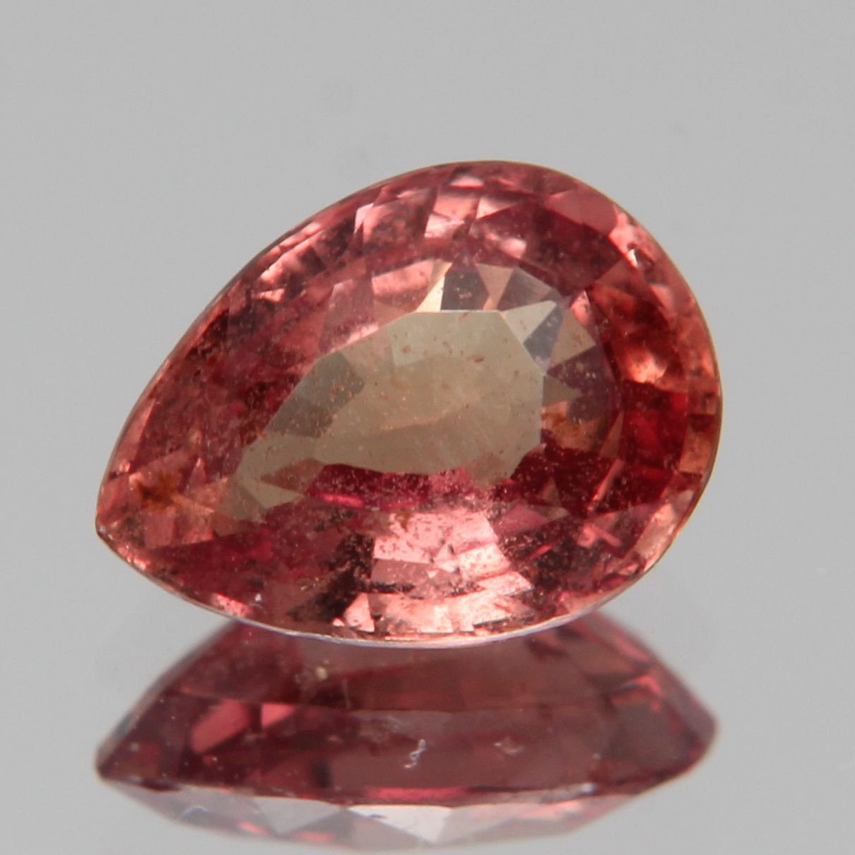 Padparadscha Saphir 1.27ct