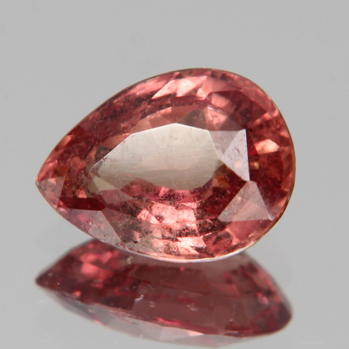 Padparadscha Saphir 1.27ct