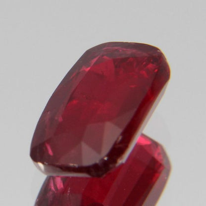 Rubin 1.05ct