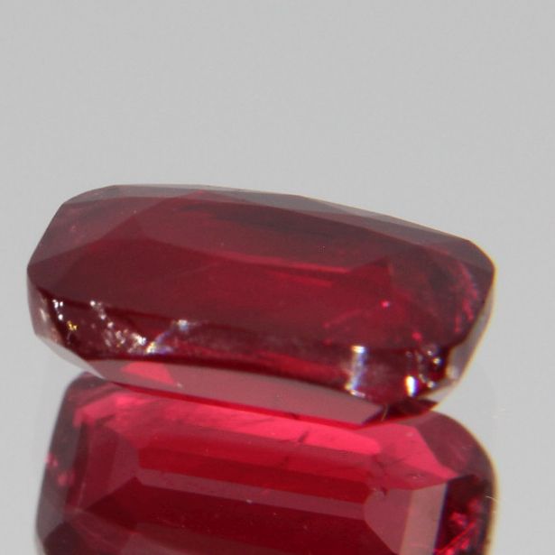 Rubin 1.05ct