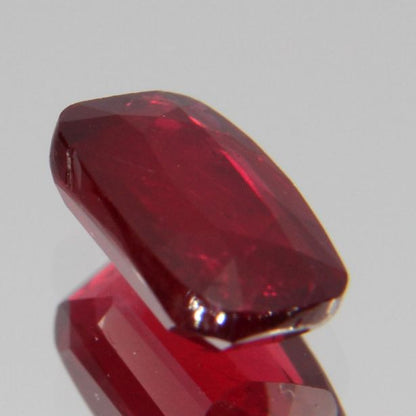 Rubin 1.05ct