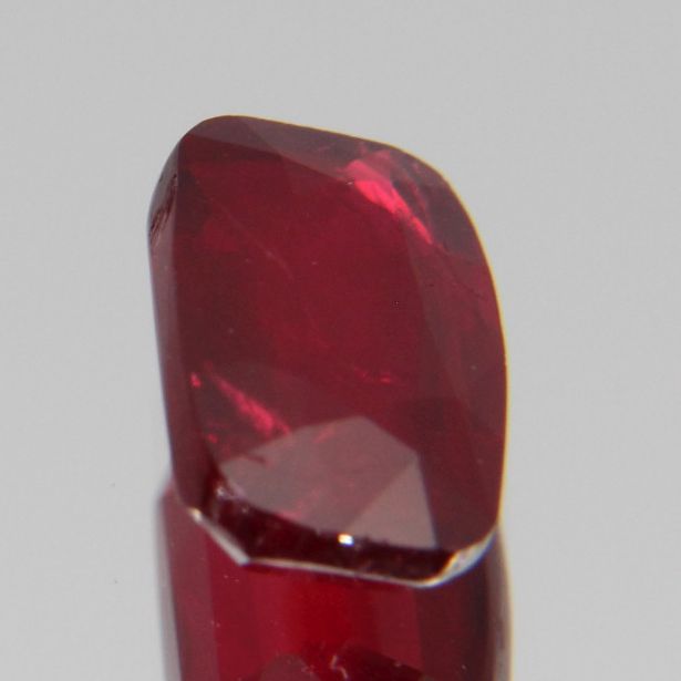 Rubin 1.05ct