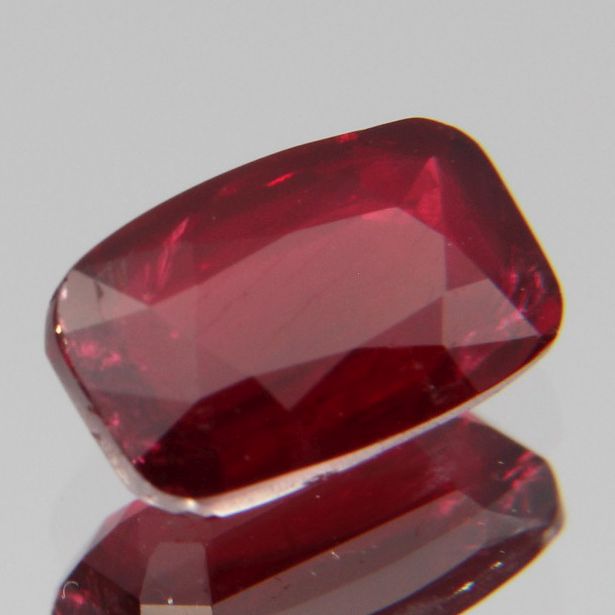 Rubin 1.05ct