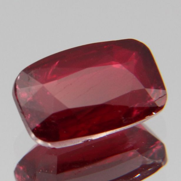 Rubin 1.05ct
