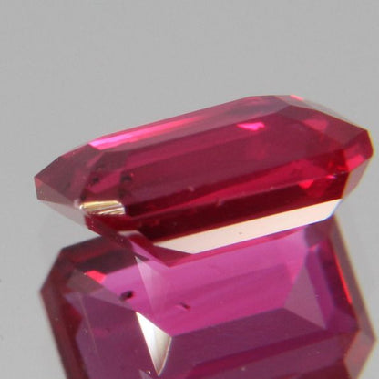 Rubin 1.07ct