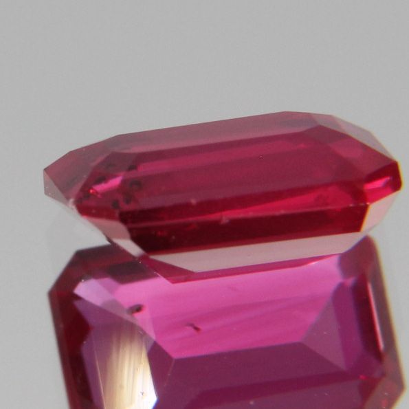 Rubin 1.07ct