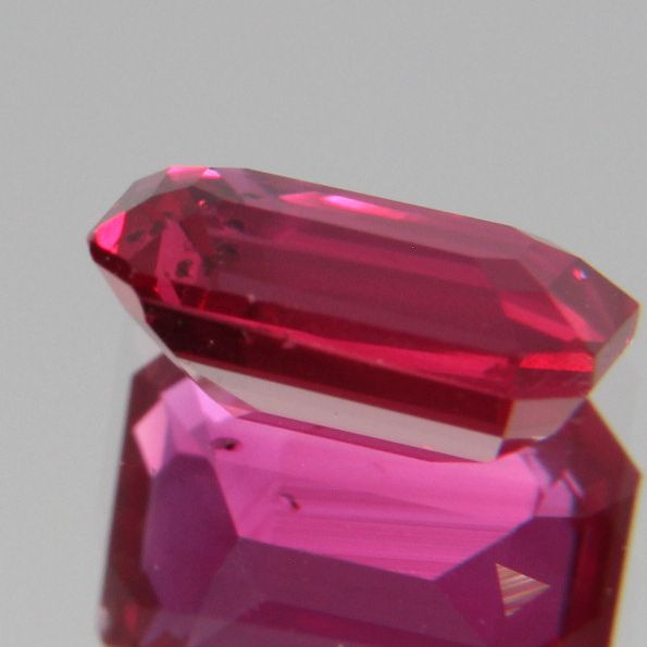 Rubin 1.07ct
