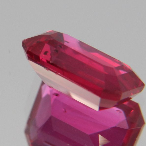 Rubin 1.07ct