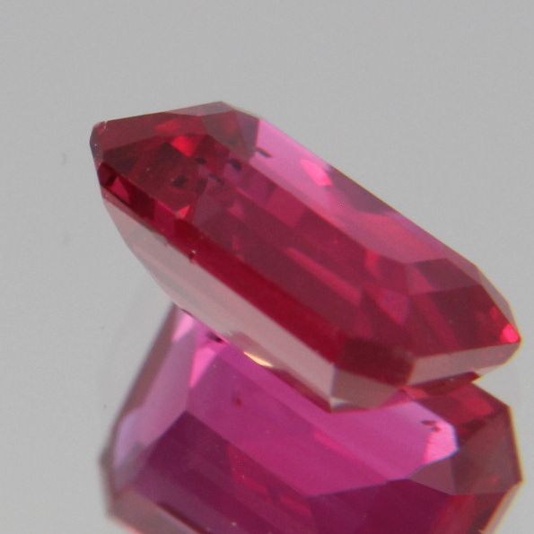 Rubin 1.07ct