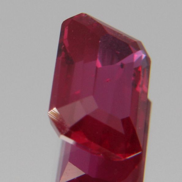 Rubin 1.07ct
