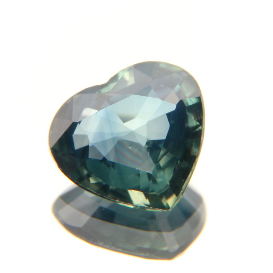 Bi-Color Sapphire 1.04 ct