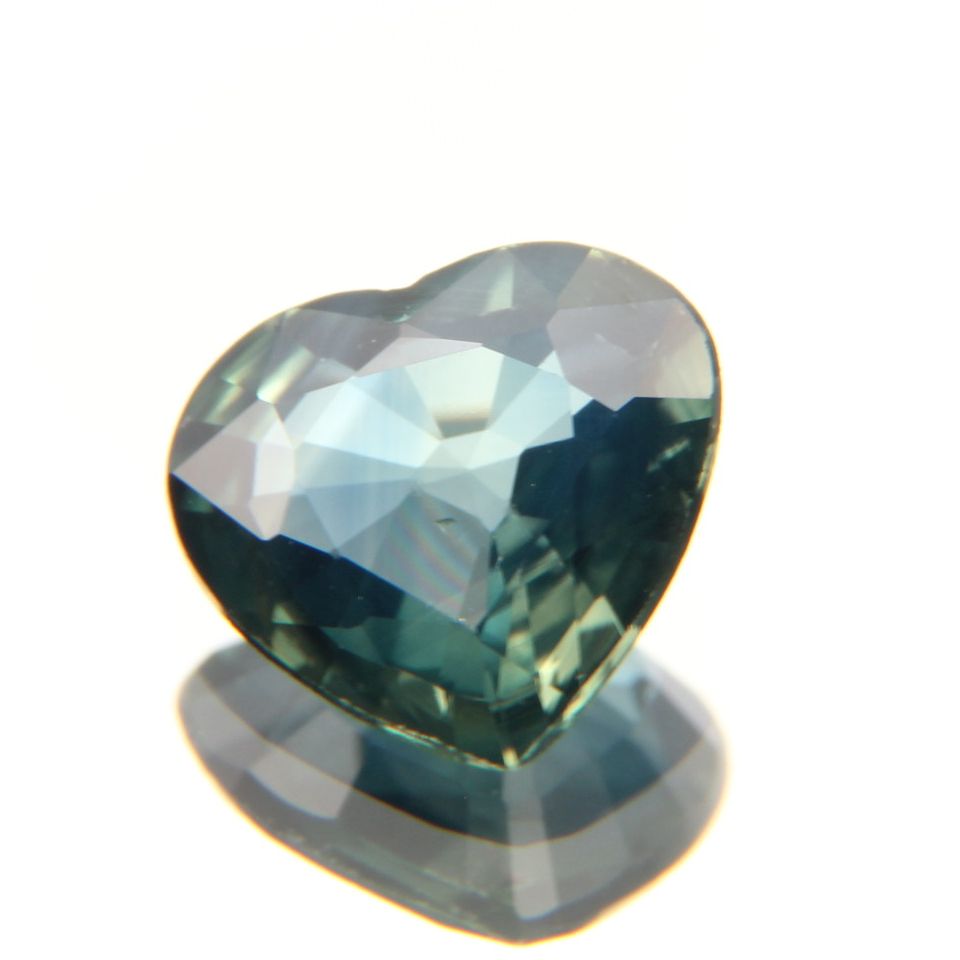 Bi-Color Sapphire 1.04 ct