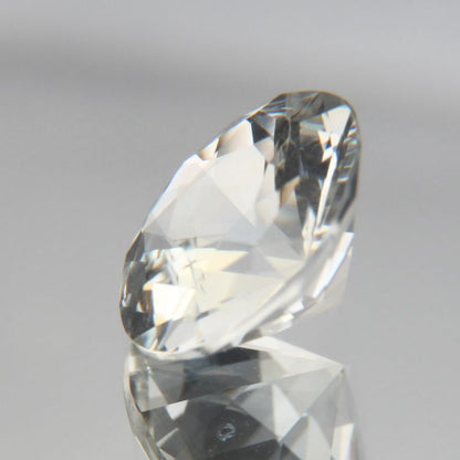 weißer Saphir 1.31ct 