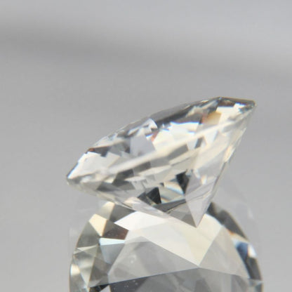 weißer Saphir 1.31ct 