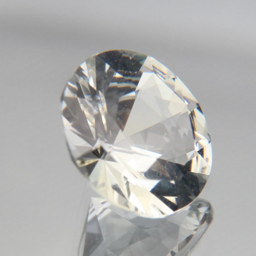 weißer Saphir 1.31ct 