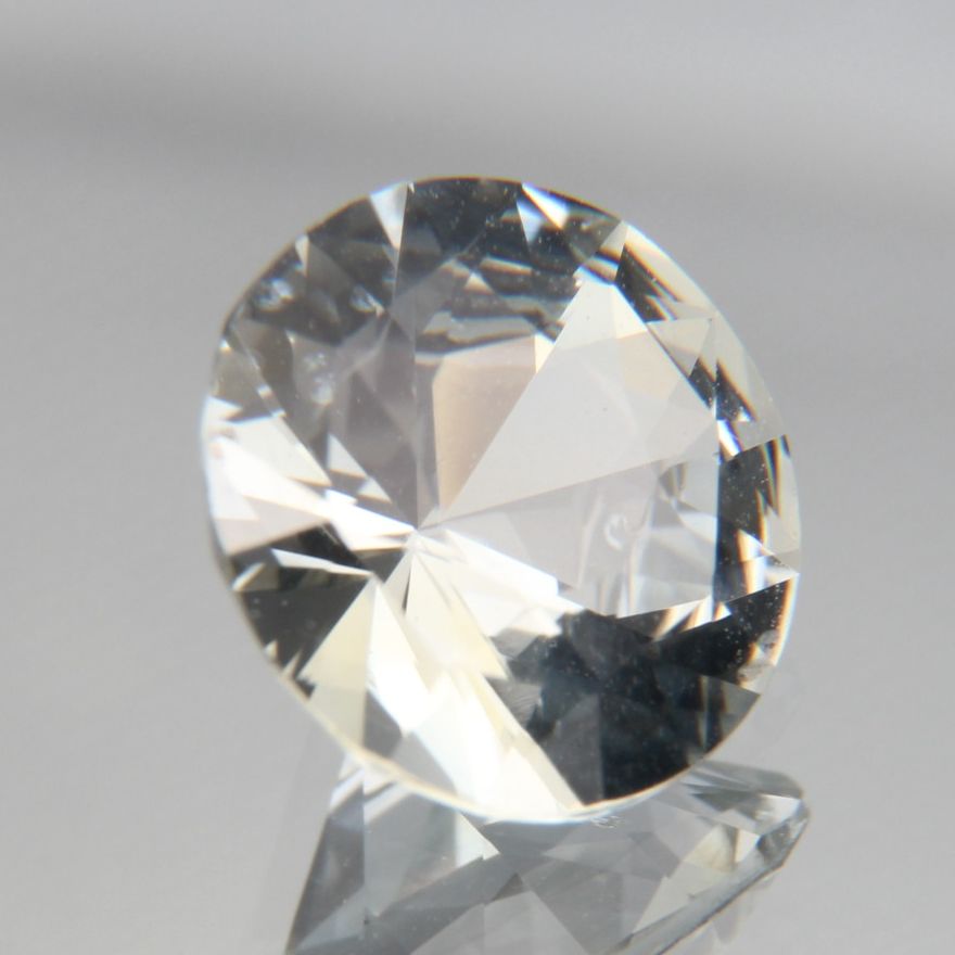 weißer Saphir 1.31ct 