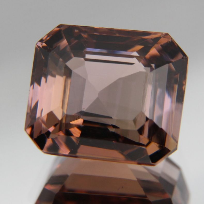 Zoisit 4.38 ct