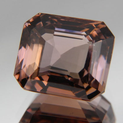 Zoisit 4.38 ct