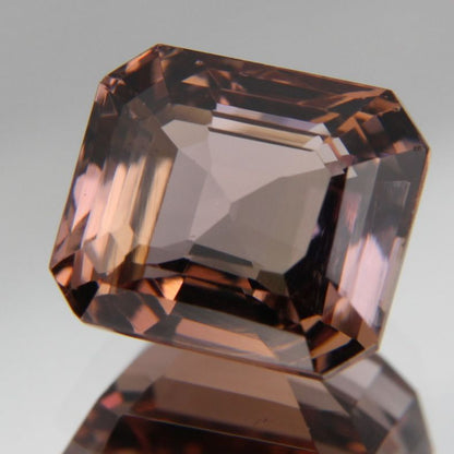 Zoisit 4.38 ct