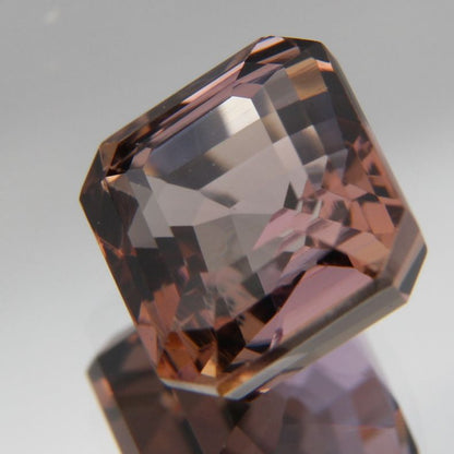 Zoisit 4.38 ct